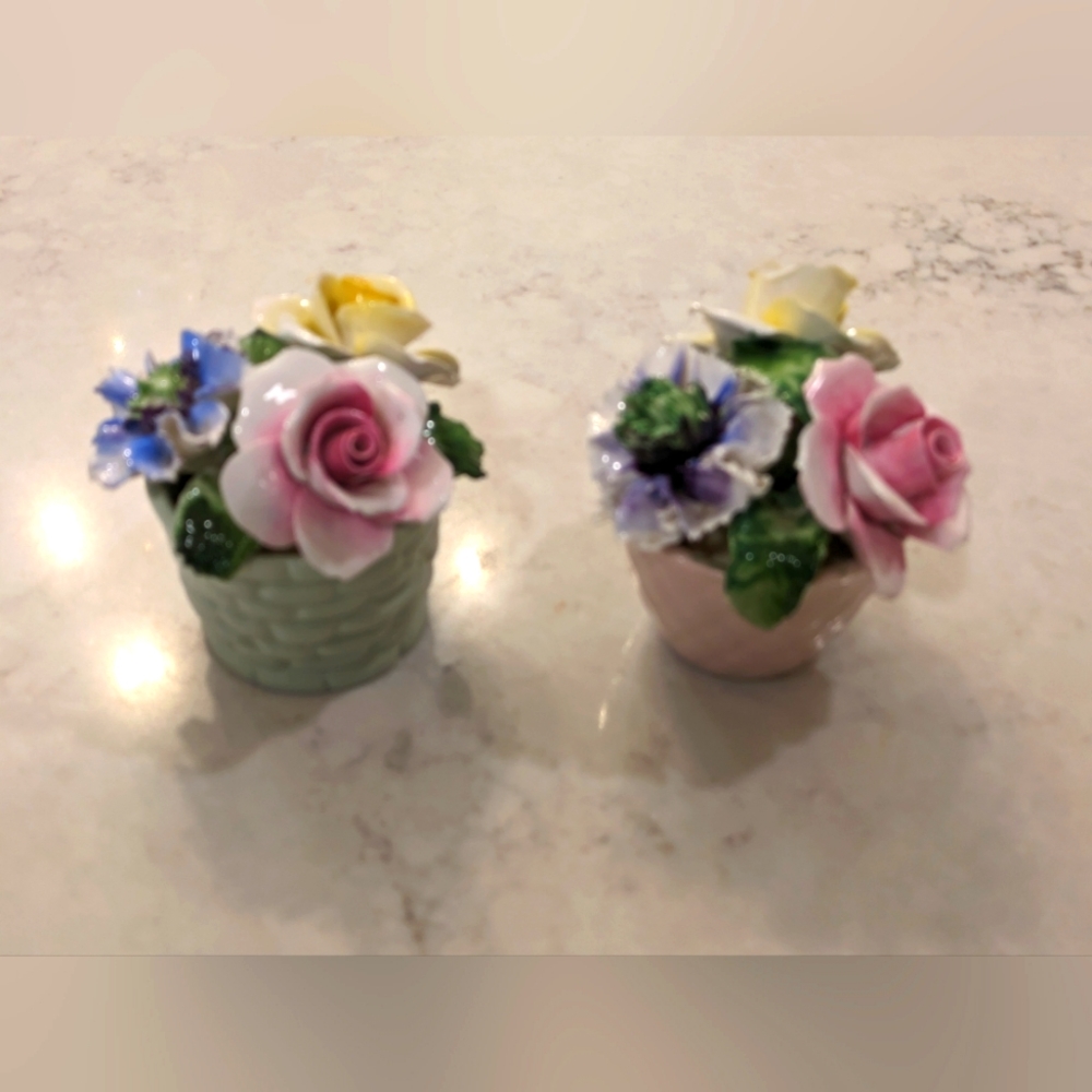Lot of 2 Vintage Radnor Bone China Flowers Bouquet in 3" Bowl England Hand made